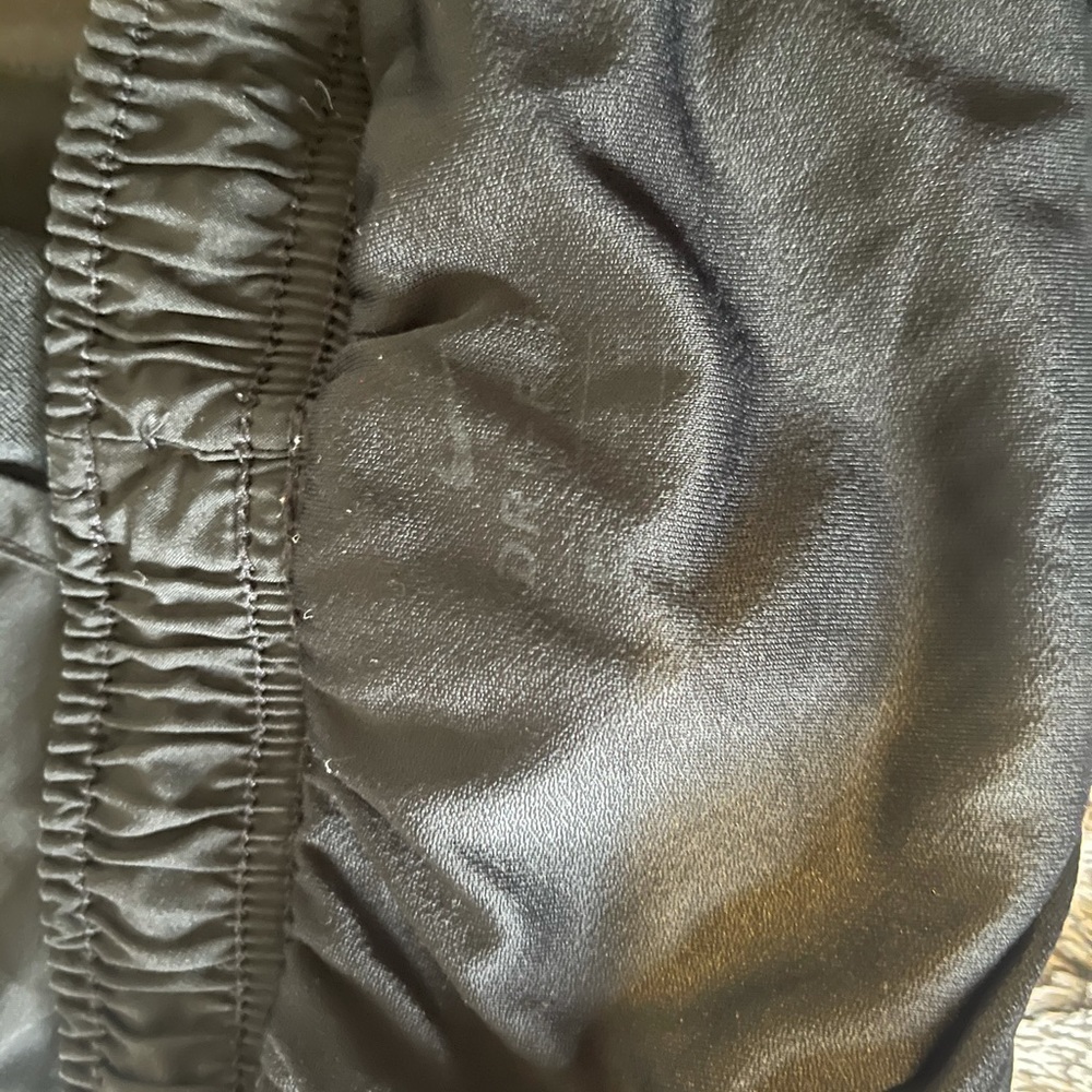 Nike shorts - Picture 3 of 3